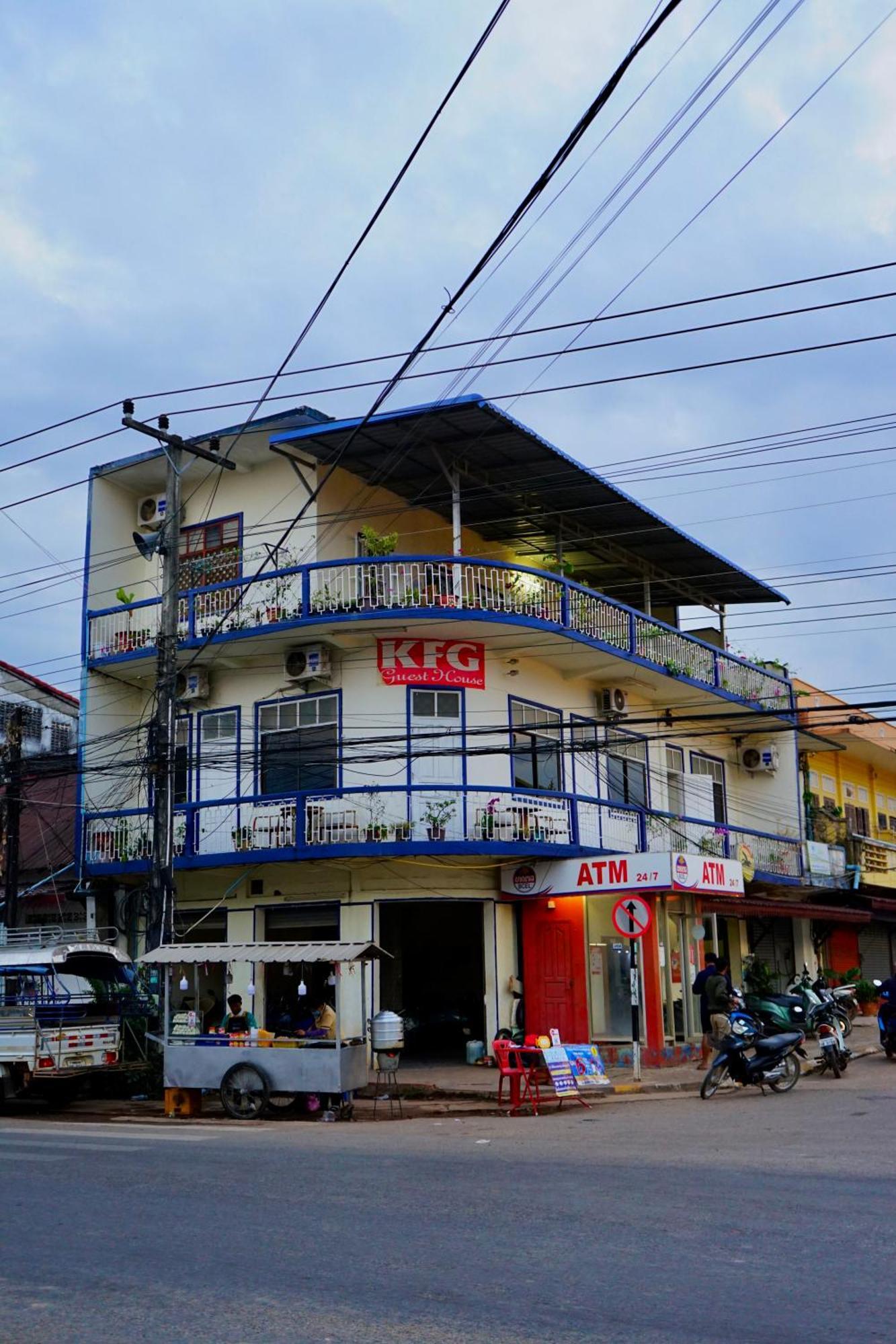 Kfg Guesthouse Thakhek Exterior foto